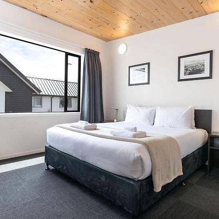 The Bealey Quarter Christchurch Exterior foto A bedroom at the hotel