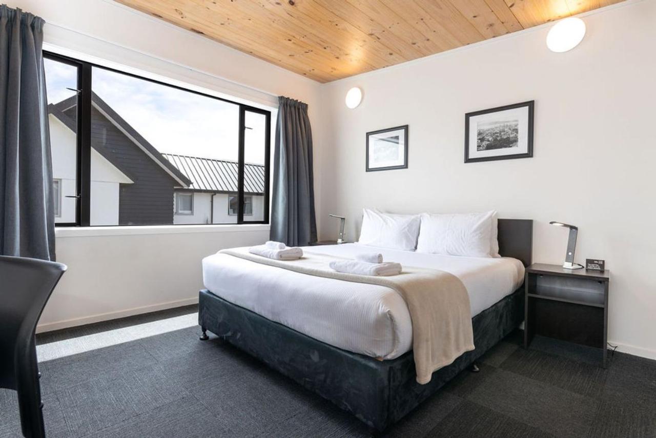 The Bealey Quarter Christchurch Exterior foto A bedroom at the hotel