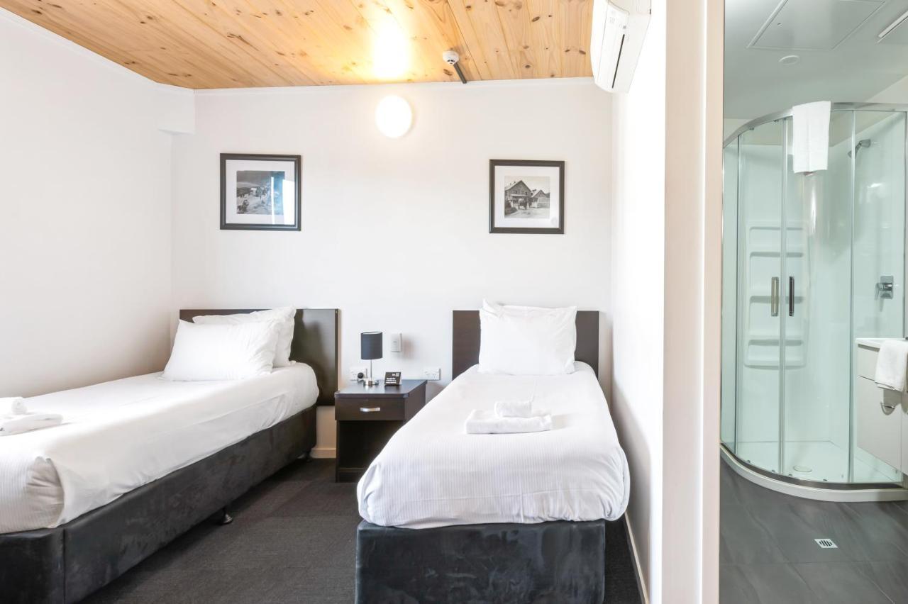 The Bealey Quarter Christchurch Exterior foto A typical room at the hotel
