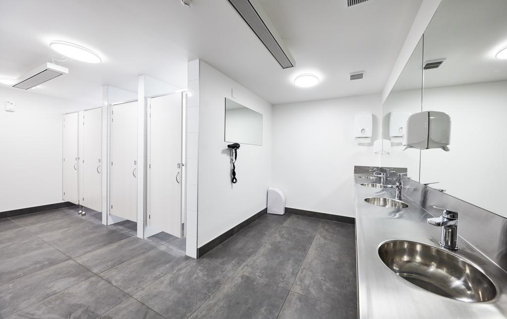 The Bealey Quarter Christchurch Exterior foto The changing rooms at the National Training Centre