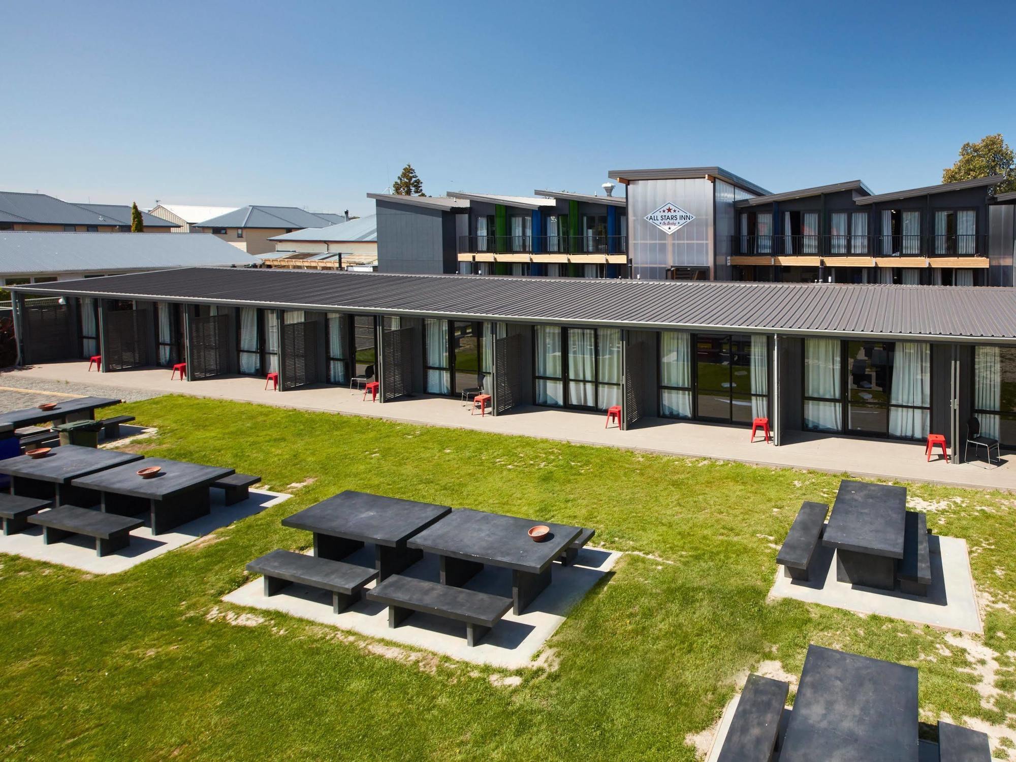 The Bealey Quarter Christchurch Exterior foto The new hostel at the University of Waikato's Evesham Campus