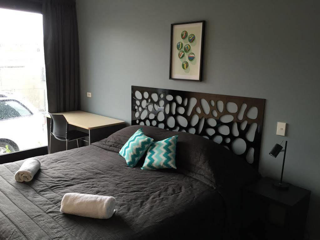 The Bealey Quarter Christchurch Exterior foto A room at the hotel